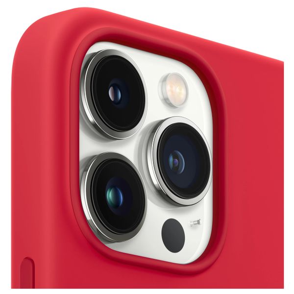 Apple Coque en silicone MagSafe Apple iPhone 13 Pro Max - (Product) Red