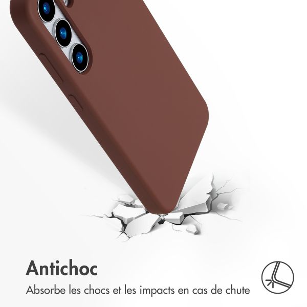 Accezz Coque Liquid Silicone avec MagSafe Samsung Galaxy S25 Plus - New Tea Brown