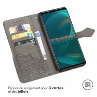 imoshion Etui de téléphone portefeuille Mandala Sony Xperia 5 IV - Gris