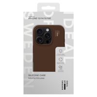 iDeal of Sweden Coque en silicone avec MagSafe Apple iPhone 13/14/15/16e - Mocha Mousse