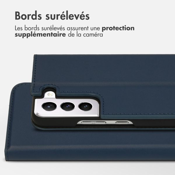 Accezz Étui de téléphone Slim Folio en cuir de qualité supérieure Samsung Galaxy S22 Plus - Bleu foncé