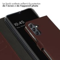 Selencia Étui de téléphone portefeuille en cuir véritable Samsung Galaxy A25 (5G) - Brun