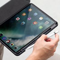 Uniq Étui Moven Apple iPad Pro 11 (2025) M5 / (2024) M4 - Charcoal Grey
