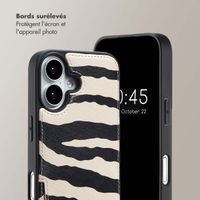 Selencia Coque de télephone Nova avec cordon et porte-cartes Apple iPhone 16 - Zazzy Zebra