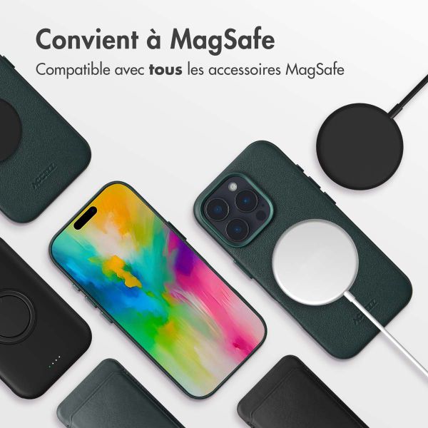 Accezz Coque arrière en cuir avec MagSafe Apple iPhone 16 Pro - Cedar Green