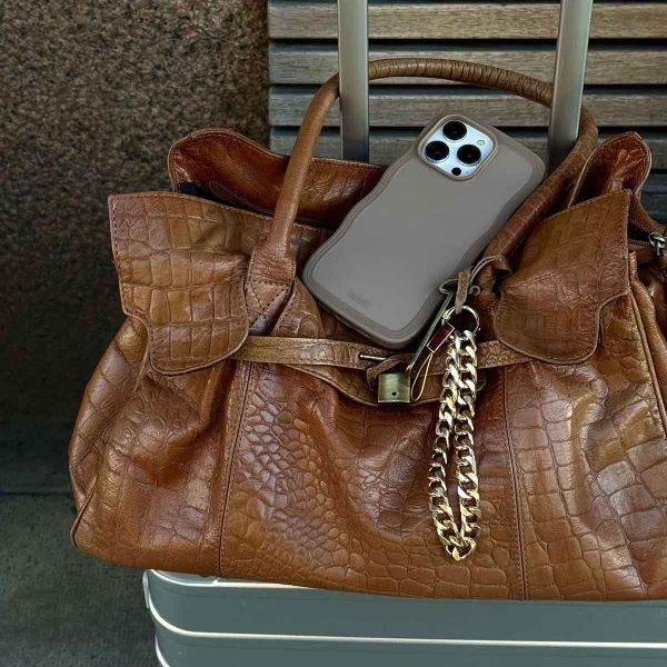 Holdit Coque Wavy Apple iPhone 12 (Pro) - Mocha Brown
