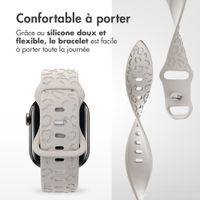 imoshion Bracelet en silicone imprimé léopard Apple Watch Series 1 - 9 / SE (38/40/41 mm) | Series 10 / 11 (42 mm) - Lumière stellaire