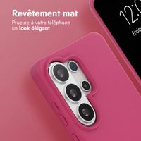 imoshion Coque arrière Color avec cordon amovible et MagSafe Samsung Galaxy S26 Ultra - Raspberry