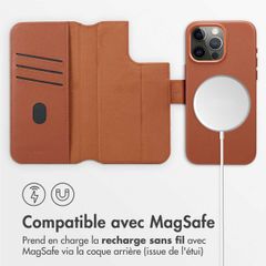 Accezz Étui de télephone portefeuille en cuir 2-en-1 avec MagSafe Apple iPhone 15 Pro Max - Sienna Brown