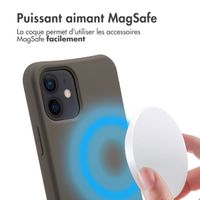 imoshion Coque arrière Color avec cordon amovible et MagSafe Apple iPhone 12 (Pro) - Black Coffee