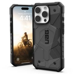 UAG Coque Pathfinder Apple iPhone 16 Pro - Geo Camo