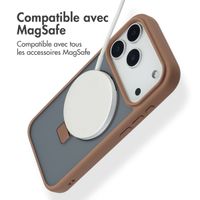 Accezz Coque Ring Stand avec MagSafe Apple iPhone 17 Pro - Marron