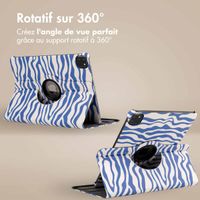 imoshion Coque tablette Design rotatif à 360° Apple iPad Pro 11 (2022 / 2021 / 2020 / 2018) - White Blue Stripes