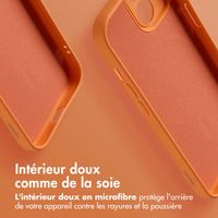 imoshion Coque Couleur avec MagSafe Apple iPhone 15 - Neon Orange