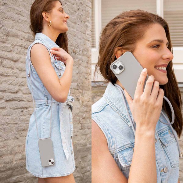 imoshion Coque en silicone avec cordon Apple iPhone 15 - Gris clair