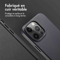 Accezz Coque arrière en cuir avec MagSafe Apple iPhone 14 Pro Max - Onyx Black
