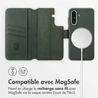 Accezz Étui de télephone portefeuille en cuir 2-en-1 avec MagSafe Samsung Galaxy A36 / A56 - Cedar Green