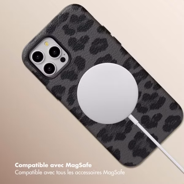 Selencia Coque Sabi imprimé panthère avec MagSafe Apple iPhone 12 (Pro) - Midnight Black