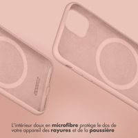 Accezz Coque Liquid Silicone avec MagSafe Apple iPhone 13 - Rose