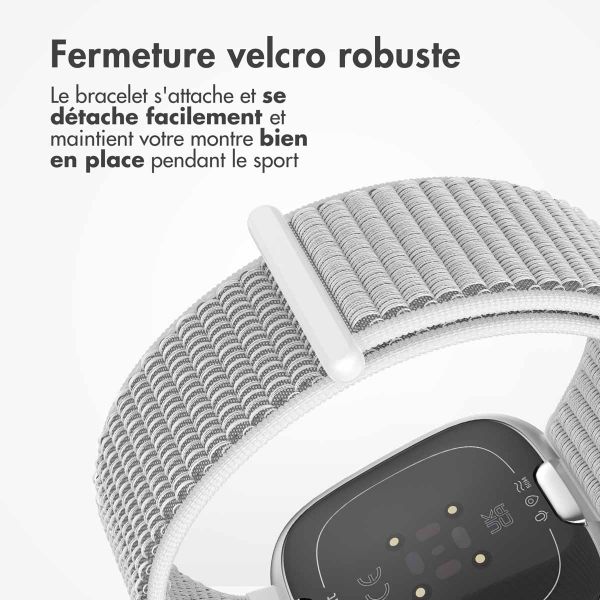 imoshion Bracelet en nylon Fitbit Versa 4/ 3 / Sense (2) - Gris