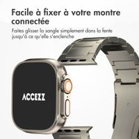 Accezz Bracelet en acier Titane mat Apple Watch Series 1 t/m 11 / SE / Ultra (44/45/46/49 mm) - Titanium