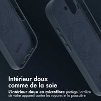 Accezz Coque arrière en cuir avec MagSafe Apple iPhone 17 - Nightfall Blue