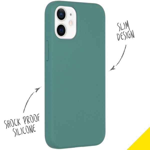 Accezz Coque Liquid Silicone iPhone 12 Mini - Vert foncé