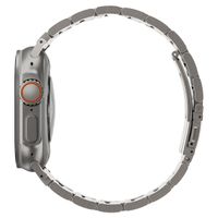 Uniq Osta Bracelet en Acier avec Maillons Auto-Ajustables Apple Watch Series 1 á 10 / SE / Ultra (2) (44/45/46/49 mm) - Titanium Silver