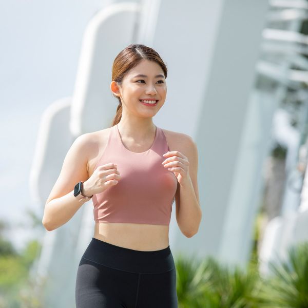 Uniq Bracelet Linus AiroSoft™ en silicone Apple Watch Series 1 t/m 9 / SE (38/40/41 mm) | Series 10 / 11 (42 mm) - Rose Pink