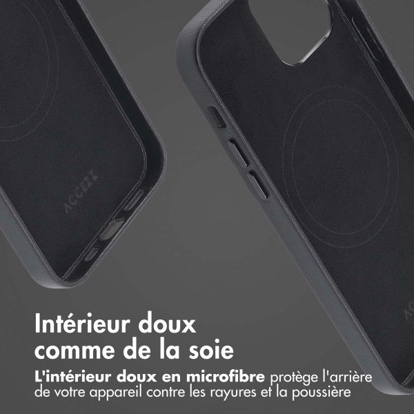 Accezz Coque arrière en cuir avec MagSafe Apple iPhone 12 (Pro) - Onyx Black