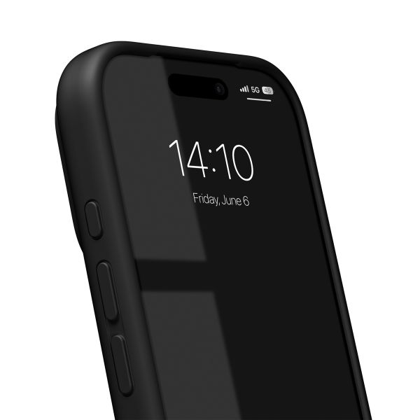 iDeal of Sweden Coque en silicone avec MagSafe Apple iPhone 17 Pro Max - Black