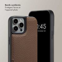 Selencia Coque de télephone Nova avec cordon et porte-cartes Apple iPhone 15 Pro - Mocha Brown