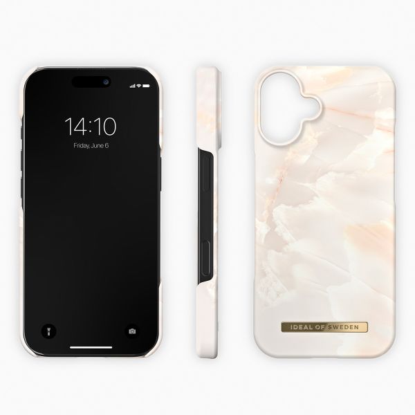 iDeal of Sweden Coque Fashion Apple iPhone 16 - Rose Pearl Marble