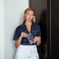 Selencia Coque arrière Vivid avec MagSafe Apple iPhone 15 - Leo Bubble Green