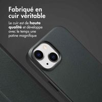 Accezz Étui de téléphone portefeuille en cuir 2-en-1 avec MagSafe Apple iPhone 15 - Onyx Black