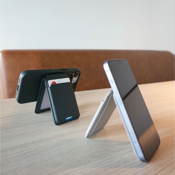 Accezz Portefeuille en cuir avec support - Compatible avec MagSafe et Qi2 - Cedar Green