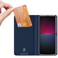 Dux Ducis Étui de téléphone Slim Sony Xperia 10 V - Bleu foncé