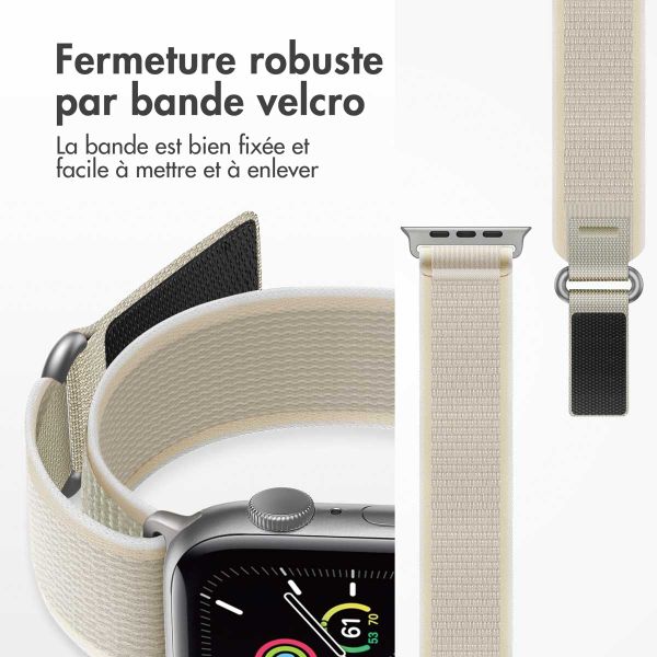 imoshion Bracelet Trail en nylon Apple Watch Series 1 t/m 11 / SE / Ultra (44/45/46/49 mm) - Lumière stellaire