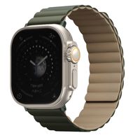 Uniq Bracelet Revix réversible Apple Watch Series 1 t/m 11 / SE / Ultra (44/45/46/49 mm) - Moss Green / Tan