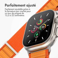 imoshion Bracelet en nylon Alpine Apple Watch Series 1 t/m 11 / SE / Ultra (44/45/46/49 mm) - Orange