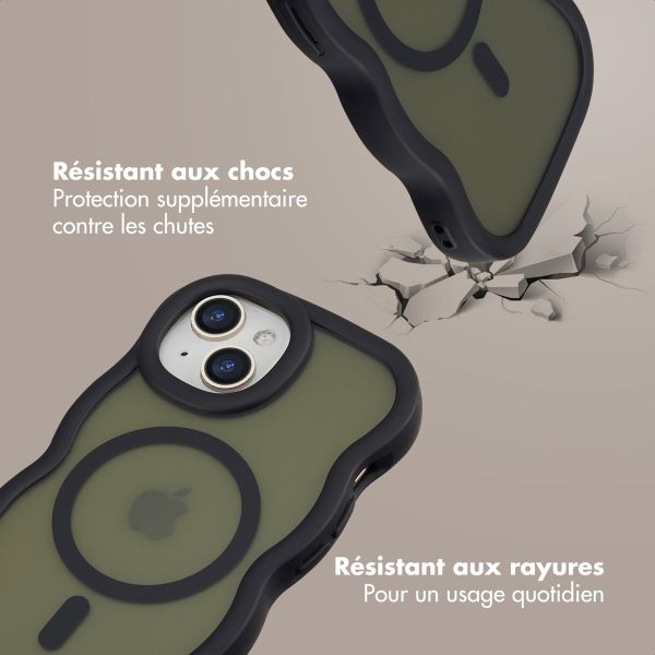 Selencia Coque arrière Wavy avec MagSafe Apple iPhone 15 - Noir