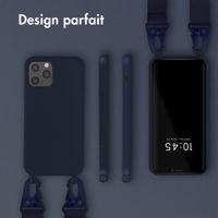 Selencia Coque silicone avec cordon amovible Apple iPhone 12 (Pro) - Bleu foncé