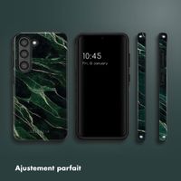 Selencia Coque arrière Vivid Samsung Galaxy S23 - Chic Marble Quartz