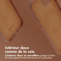 Accezz Coque arrière en cuir avec MagSafe Apple iPhone 15 - Sienna Brown