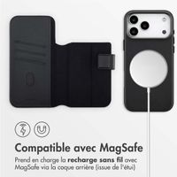 Accezz Étui de télephone portefeuille en cuir 2-en-1 avec MagSafe Apple iPhone 17 Pro Max - Onyx Black