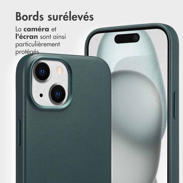 Accezz Étui de téléphone portefeuille en cuir 2-en-1 avec MagSafe Apple iPhone 15 - Cedar Green
