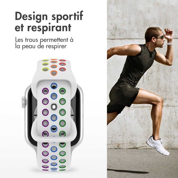 imoshion Bracelet sport⁺ Apple Watch Series 1 á 10 / SE / Ultra (2) (44/45/46/49 mm) - Taille S/M - White Rainbow