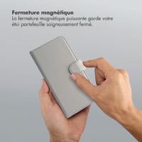 Selencia Étui portefeuille amovible Olyn avec MagSafe Samsung Galaxy A37 (5G) - Gris