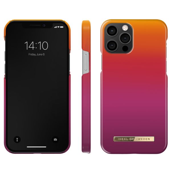 iDeal of Sweden Coque Fashion Apple iPhone 12 (Pro) - Vibrant Ombre