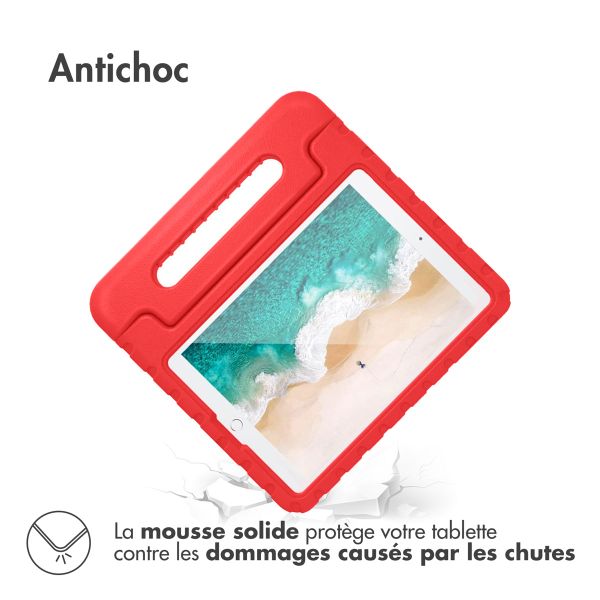 imoshion Coque kidsproof avec poignée iPad 9 (2021) 10.2 pouces / iPad 8 (2020) 10.2 pouces / iPad 7 (2019) 10.2 pouces 